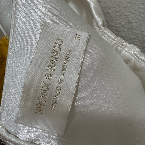 Bronx and Banco NWOT Lana Bridal White Rhinestone Corset Wrap Dress Sz M 4-6 - Picture 9 of 17